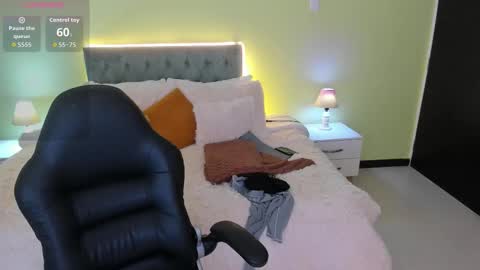 Camille online show from 10/10/25, 11:20