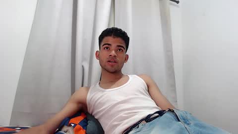 Snapshot of camillo_beischel_ chatting on 09/19/25, 07:03 camillo_beischel_ online show from 09/19/25, 07:03
