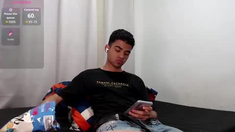 Snapshot of camillo_beischel_ chatting on 10/19/25, 07:03 camillo_beischel_ online show from 10/19/25, 07:03