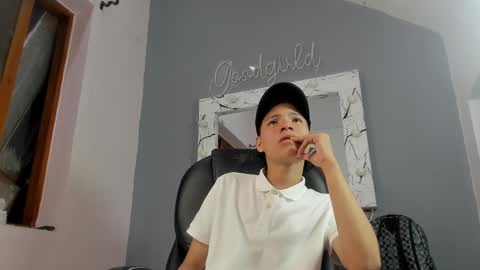 Snapshot of camillo_virgil chatting on 09/30/25, 10:53 Camillo Virgil online show from 09/30/25, 10:53