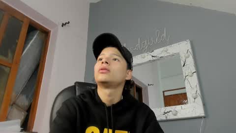 Snapshot of camillo_virgil chatting on 10/06/25, 10:45 Camillo Virgil online show from 10/06/25, 10:45