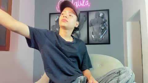 Snapshot of camillo_virgil chatting on 10/09/25, 10:57 Camillo Virgil online show from 10/09/25, 10:57