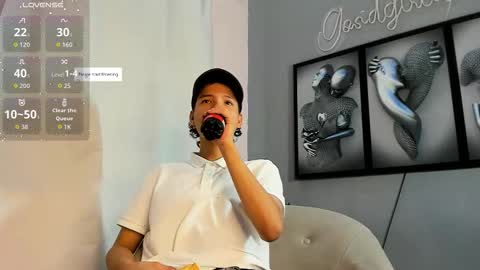 Snapshot of camillo_virgil chatting on 10/19/25, 10:38 Camillo Virgil online show from 10/19/25, 10:38