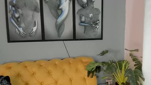 Snapshot of camillo_virgil chatting on 10/26/25, 10:43 Camillo Virgil online show from 10/26/25, 10:43