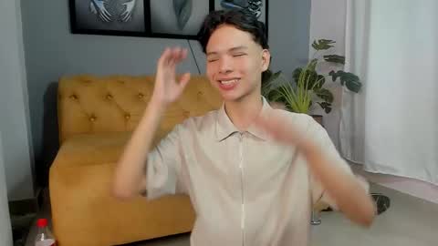 Snapshot of camillo_virgil chatting on 10/29/25, 10:50 Camillo Virgil online show from 10/29/25, 10:50