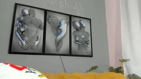 Snapshot of camillo_virgil chatting on 11/01/25, 10:50 Camillo Virgil online show from 11/01/25, 10:50