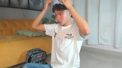 Snapshot of camillo_virgil chatting on 11/09/25, 10:46 Camillo Virgil online show from 11/09/25, 10:46