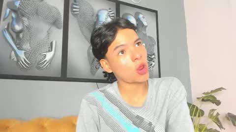 Snapshot of camillo_virgil chatting on 11/18/25, 11:25 Camillo Virgil online show from 11/18/25, 11:25