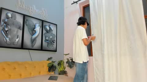 Snapshot of camillo_virgil chatting on 11/30/25, 11:03 Camillo Virgil online show from 11/30/25, 11:03