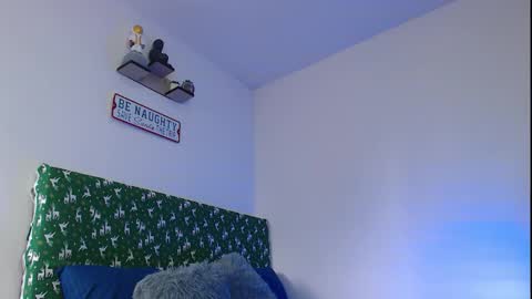 camilo_contre21 online show from 11/29/25, 07:50