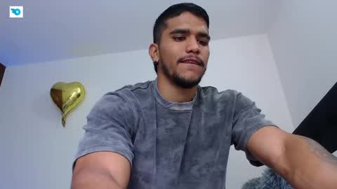 camilo_contre21 online show from 05/19/26, 05:41