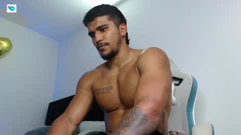 camilo_contre21 online show from 05/26/26, 06:26