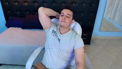 Snapshot of camilo_stark chatting on 12/20/24, 01:22 Camilo online show from 12/20/24, 01:22