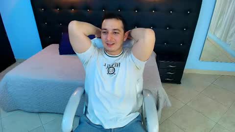 Snapshot of camilo_stark chatting on 12/21/24, 01:21 Camilo online show from 12/21/24, 01:21