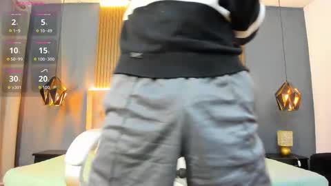 Snapshot of camilo_stark chatting on 10/07/25, 03:36 Camilo online show from 10/07/25, 03:36