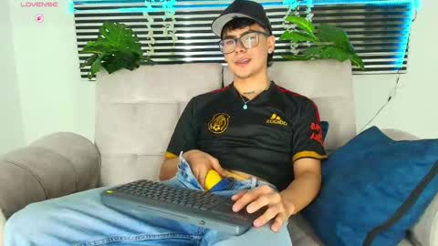 CAMILO online show from 12/22/25, 09:12