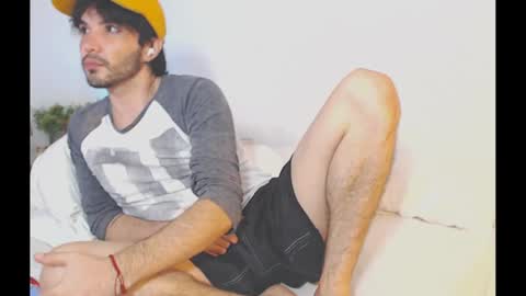 camilo online show from 01/01/25, 08:37