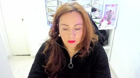 camixxx_m online show from 07/28/26, 11:50