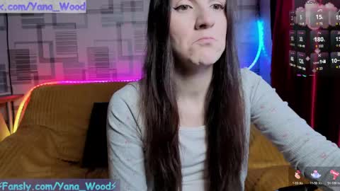 Snapshot of camkitana01 chatting on 05/31/26, 10:44 Kitana online show from 05/31/26, 10:44