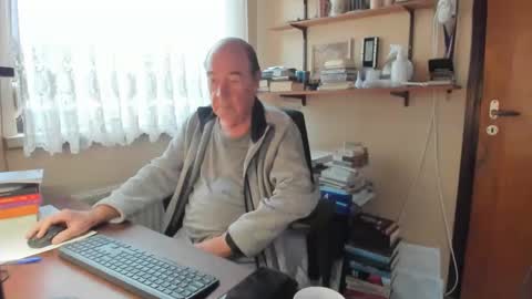 Cammee online show from 01/06/25, 09:52
