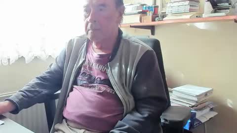 Cammee online show from 04/11/26, 08:29