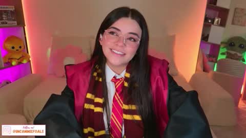   Lets reach 200 thumbs up  online show from 10/31/25, 02:18