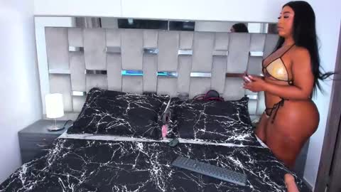 Camila online show from 09/20/25, 10:49