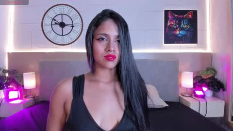 Snapshot of cammila_rosee chatting on 11/10/25, 07:35 Camila online show from 11/10/25, 07:35