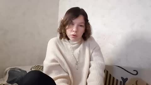 cammyrose_ online show from 10/27/25, 12:42