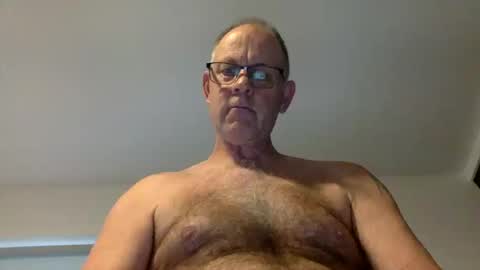 Snapshot of camperjay chatting on 10/12/25, 03:44 james online show from 10/12/25, 03:44