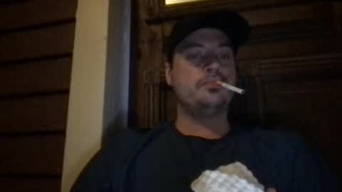 Snapshot of camunity chatting on 05/05/26, 05:37 camunity online show from 05/05/26, 05:37