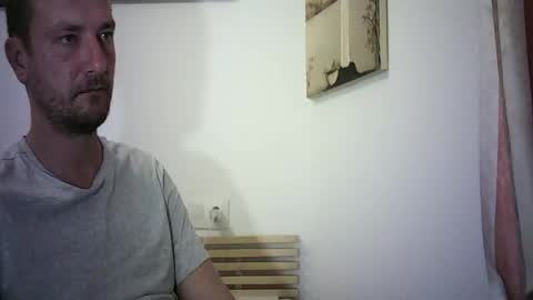 Snapshot of camx0000 chatting on 12/05/25, 06:04 Mark online show from 12/05/25, 06:04