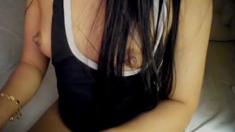 Snapshot of can_i_kiss_you chatting on 01/08/25, 09:21 DOMINANT by nature SUBMISSIVE by your desire. Lets play online show from 01/08/25, 09:21