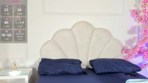 Snapshot of candaceowens chatting on 10/13/25, 03:50 candaceowens online show from 10/13/25, 03:50