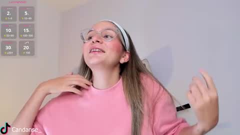 Snapshot of candase_ chatting on 11/27/25, 12:46 Candase online show from 11/27/25, 12:46