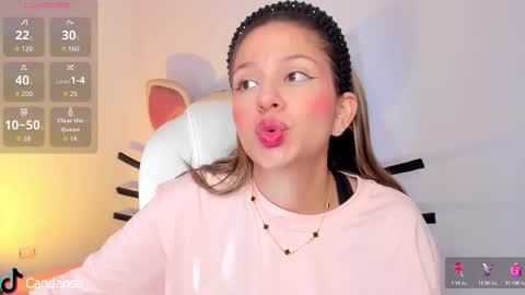 Snapshot of candase_ chatting on 12/05/25, 12:03 Candase online show from 12/05/25, 12:03