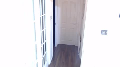 candi smokes online show from 02/16/25, 07:49