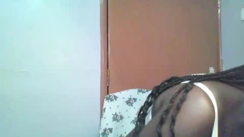 Snapshot of candie_love chatting on 02/21/25, 11:33 Spencer online show from 02/21/25, 11:33
