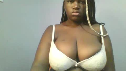 Snapshot of candie_love chatting on 03/01/25, 01:43 Spencer online show from 03/01/25, 01:43