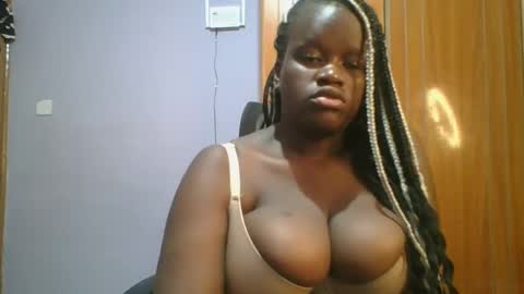 Snapshot of candie_love chatting on 03/01/25, 10:10 Spencer online show from 03/01/25, 10:10