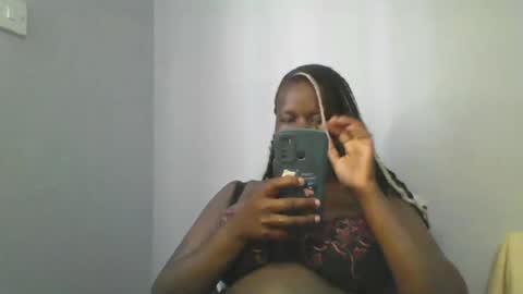 Snapshot of candie_love chatting on 03/05/25, 12:44 Spencer online show from 03/05/25, 12:44
