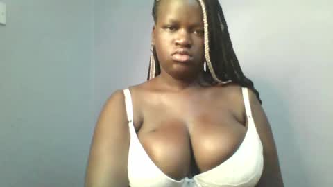 Snapshot of candie_love chatting on 03/06/25, 03:24 Spencer online show from 03/06/25, 03:24