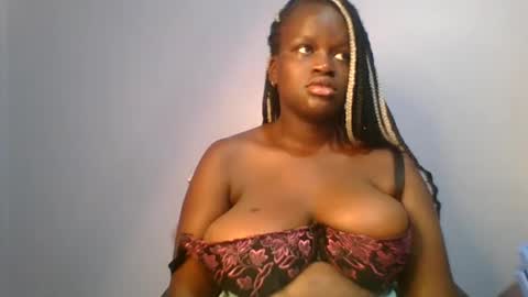 Snapshot of candie_love chatting on 03/07/25, 06:43 Spencer online show from 03/07/25, 06:43