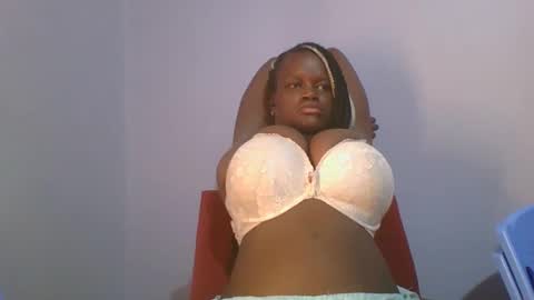 Snapshot of candie_love chatting on 03/09/25, 03:27 Spencer online show from 03/09/25, 03:27