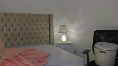 Snapshot of candiegilson__ chatting on 11/24/25, 11:43 Candie online show from 11/24/25, 11:43