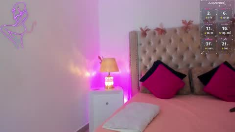 Candie  online show from 06/12/26, 12:26