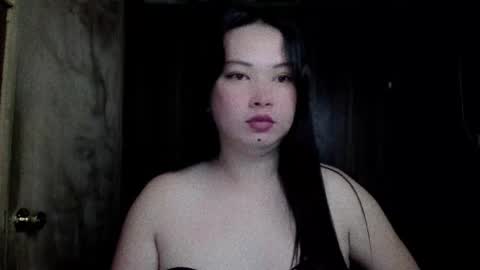 Snapshot of candiiice18 chatting on 11/03/25, 02:57 candiiice18 online show from 11/03/25, 02:57