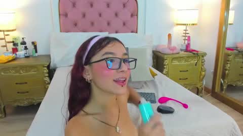 Candy online show from 01/27/25, 10:38