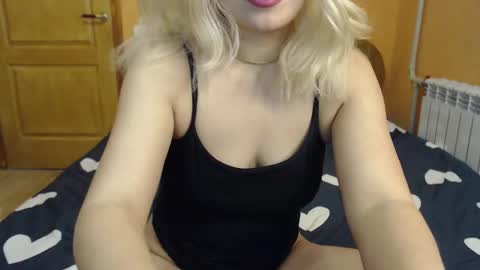 Candy online show from 02/28/26, 03:57