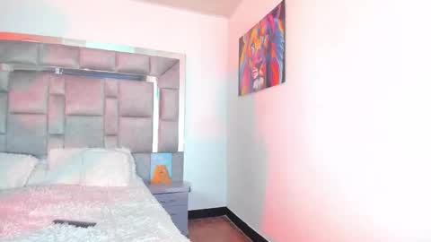 Snapshot of candy_and_andy1 chatting on 10/20/25, 04:13 Candy And Andy online show from 10/20/25, 04:13